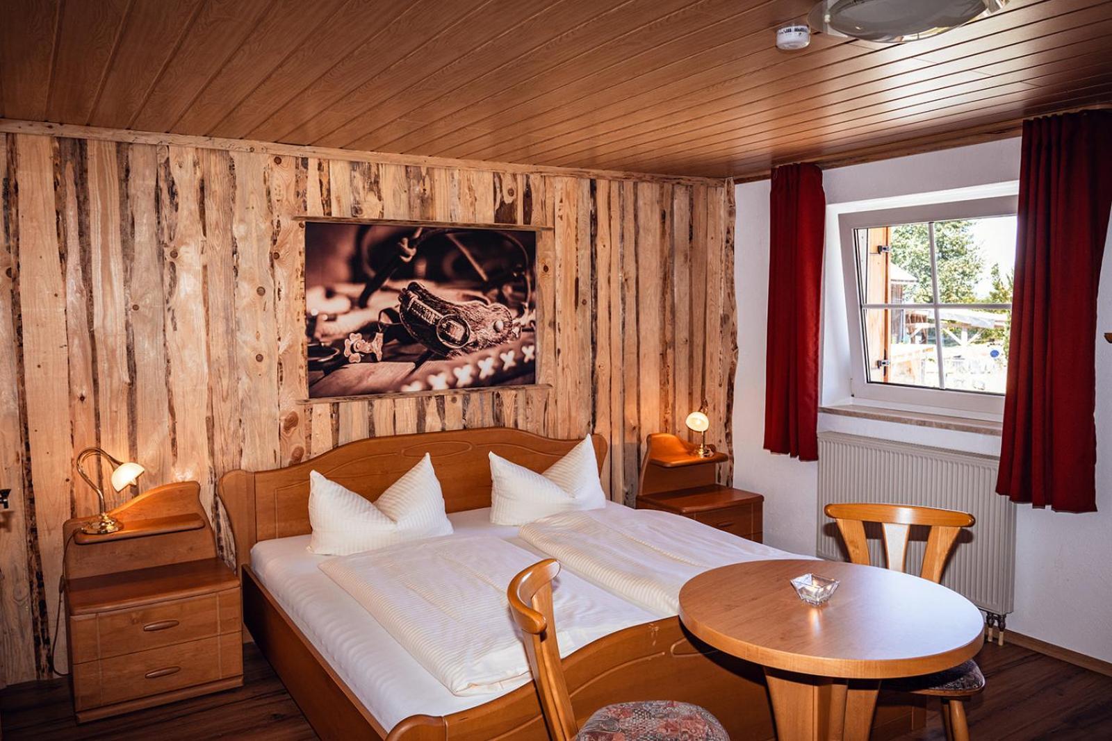 Landhotel Zum Matthiasl Bischofsreut Exterior photo